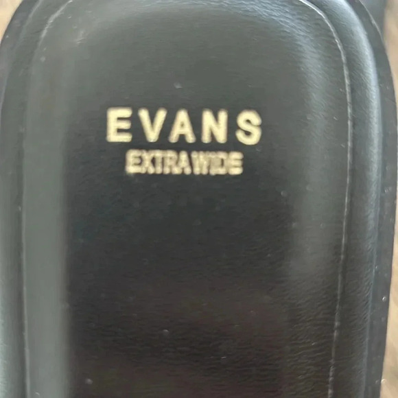 Chain Kitty Sandal - Picture 5 of 6